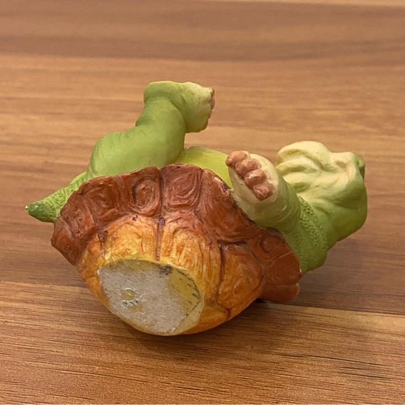 Ceramic Resin Green Turtle 2-inch Figurine - Picture 6 of 10
